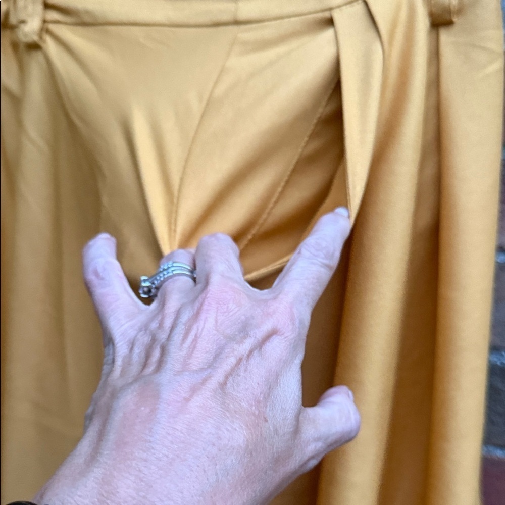 Penelope Mack Gold Midi Skirt - Picture 2 of 4